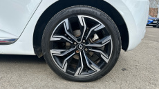 Renault Clio 1.6 E-TECH full hybrid 145 Techno 5dr Auto Hybrid Hatchback